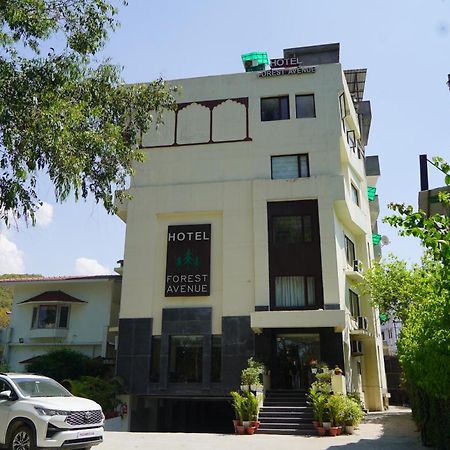 Hotel Forest Avenue - Best Luxury Hotel In דהראדון מראה חיצוני תמונה