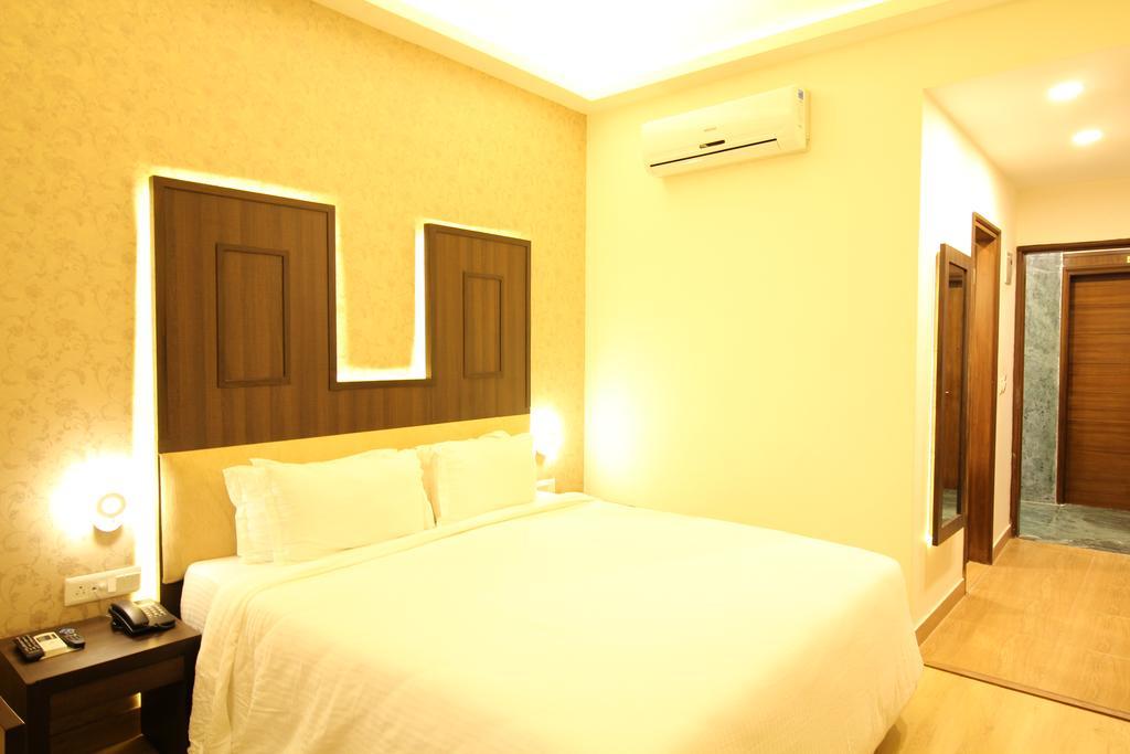 Hotel Forest Avenue - Best Luxury Hotel In דהראדון מראה חיצוני תמונה