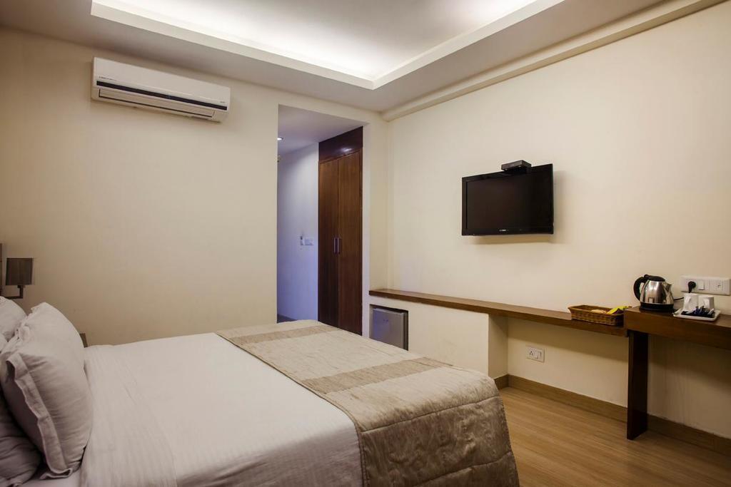 Hotel Forest Avenue - Best Luxury Hotel In דהראדון מראה חיצוני תמונה