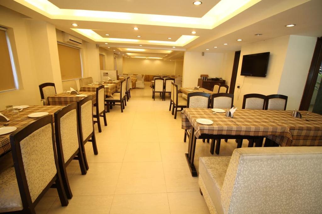 Hotel Forest Avenue - Best Luxury Hotel In דהראדון מראה חיצוני תמונה