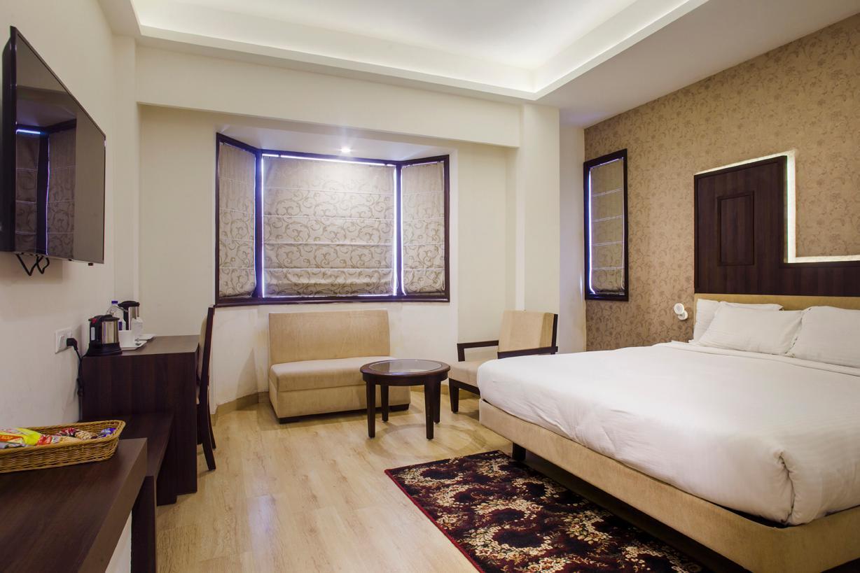 Hotel Forest Avenue - Best Luxury Hotel In דהראדון מראה חיצוני תמונה